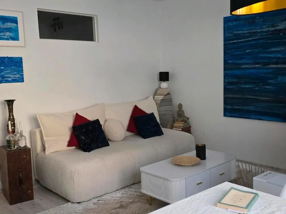 möblierte 45m² inkl. Strom & Internet in Südstadt Sept-Dez 2026
