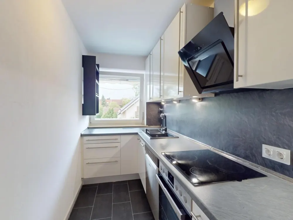 RE/MAX - Helle 3-Zimmer-Wohnung mit großzügigem Balkon in Putzbrunn!