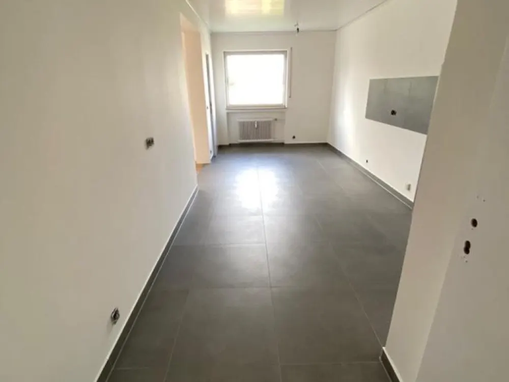 Moderne 3-Zimmer Wohnung mit großen Balkon zentral in Monheim