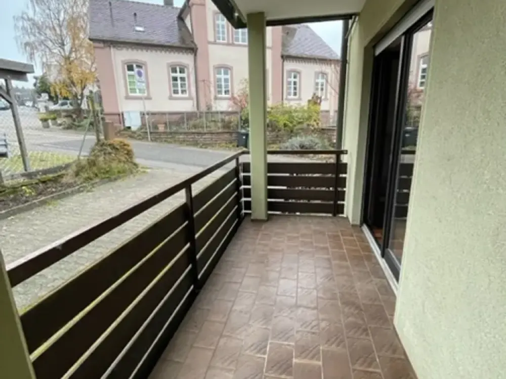 2-Zimmer-Wohnung im EG mit Balkon & Garage in ruhiger, grüner Lage