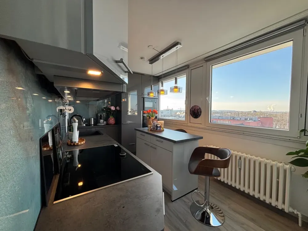 Exklusives, chices, neu renoviertes, serviced Apartment in einem der begehrtesten Viertel Kölns