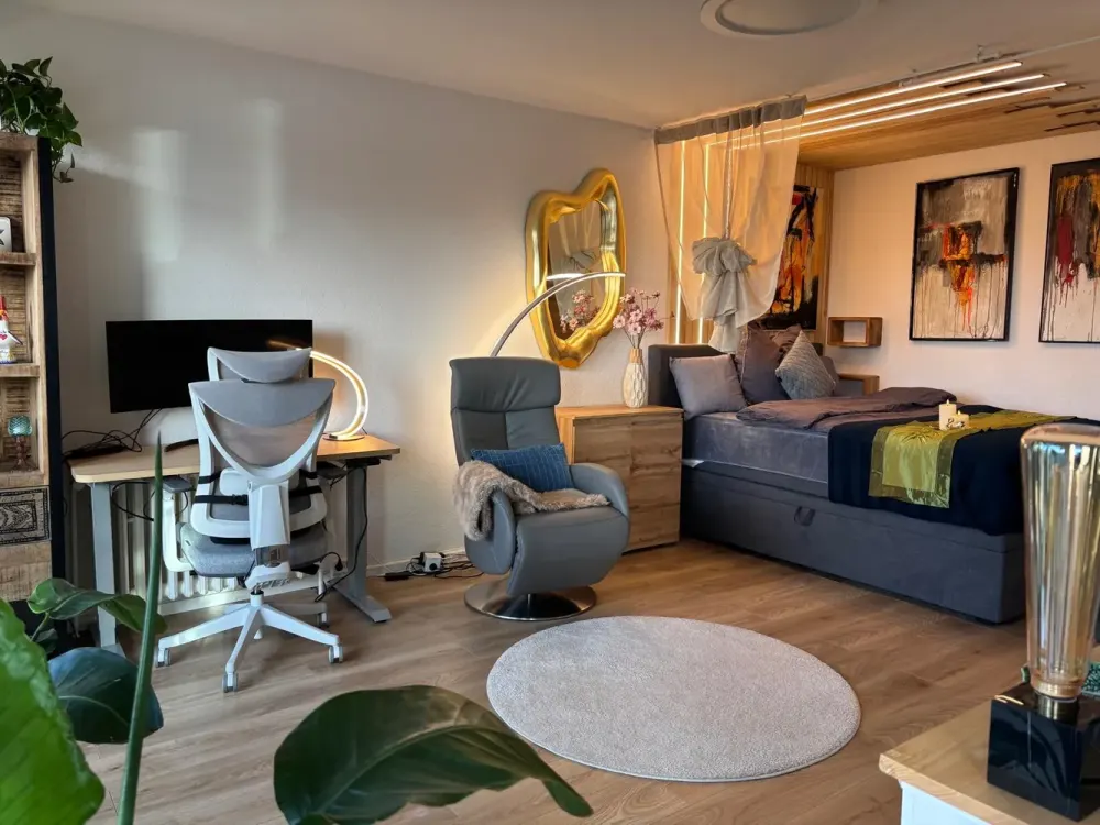 Exklusives, chices, neu renoviertes, serviced Apartment in einem der begehrtesten Viertel Kölns