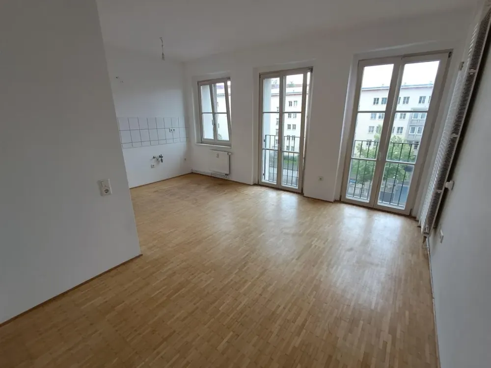 Helle barrierefreie 2-Raum Wohnung