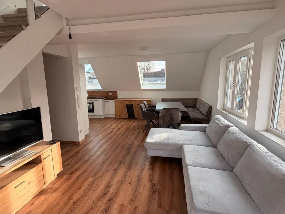 Möblierte Maisonette-Wohnung klimatisiert. ERSTBEZUG!!!