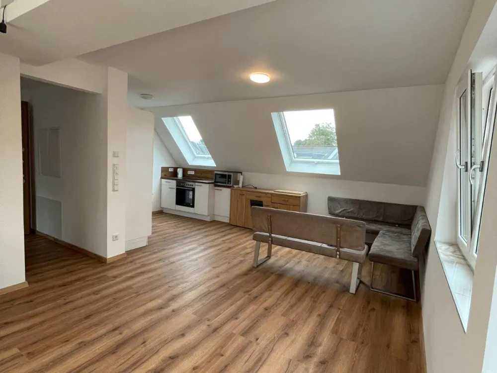 Möblierte Maisonette-Wohnung klimatisiert. ERSTBEZUG!!!