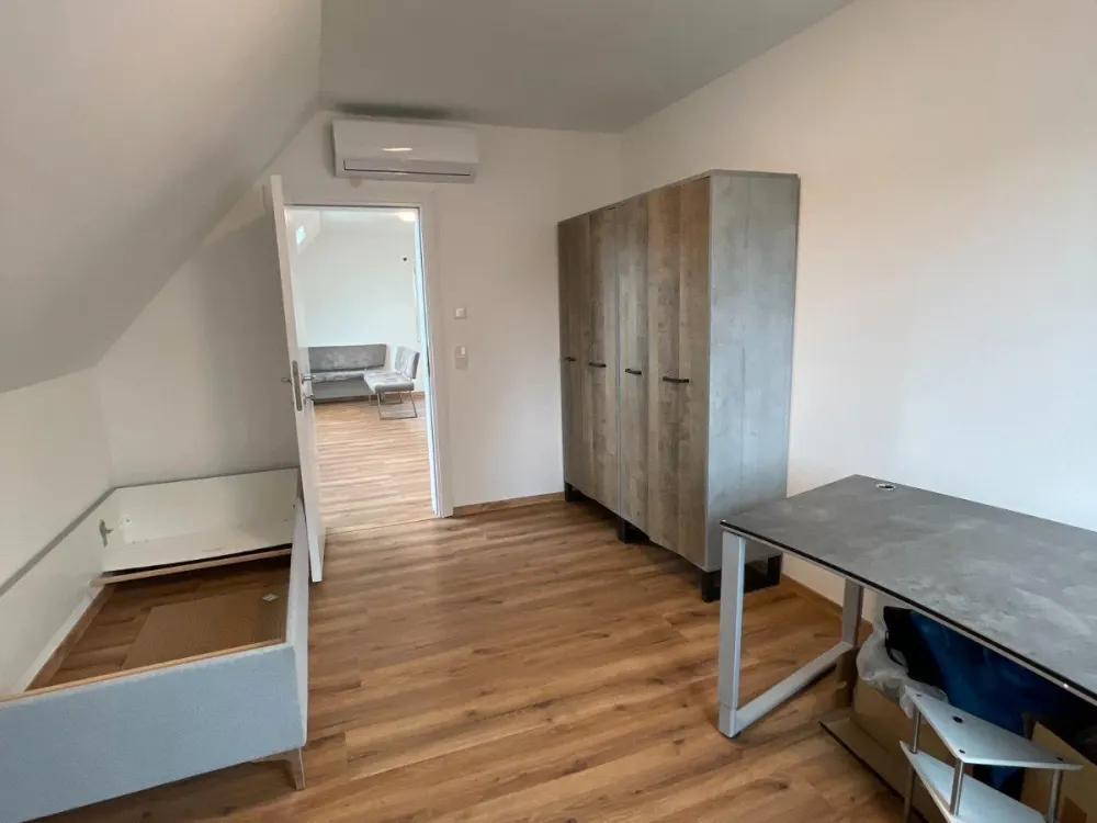 Möblierte Maisonette-Wohnung klimatisiert. ERSTBEZUG!!!