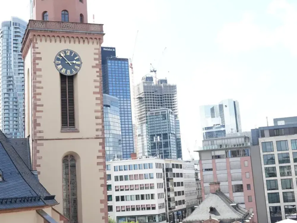 Schönes zentrales 1-Zimmer-Apartment mit Blick auf die Hauptwache