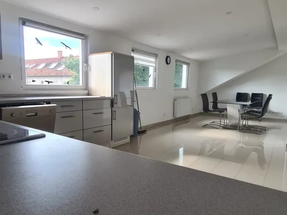 Helle, moderne 3,5 Zimmer-Whg