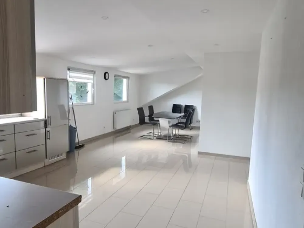 Helle, moderne 3,5 Zimmer-Whg