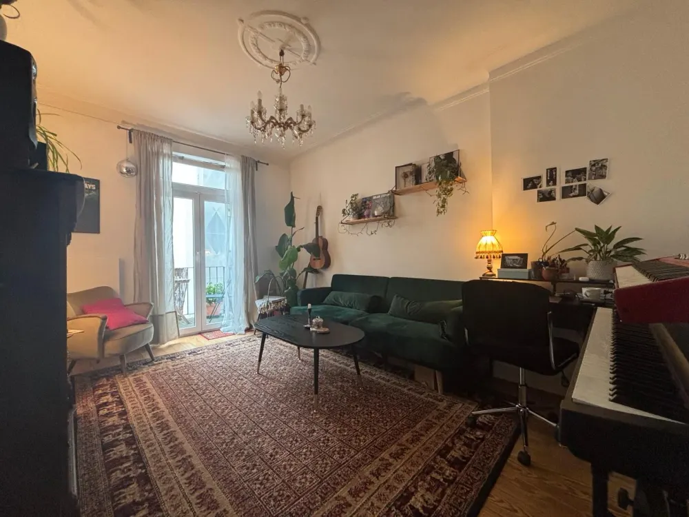 TAUSCH: 2 Zimmer Altbauwohnung gegen größer