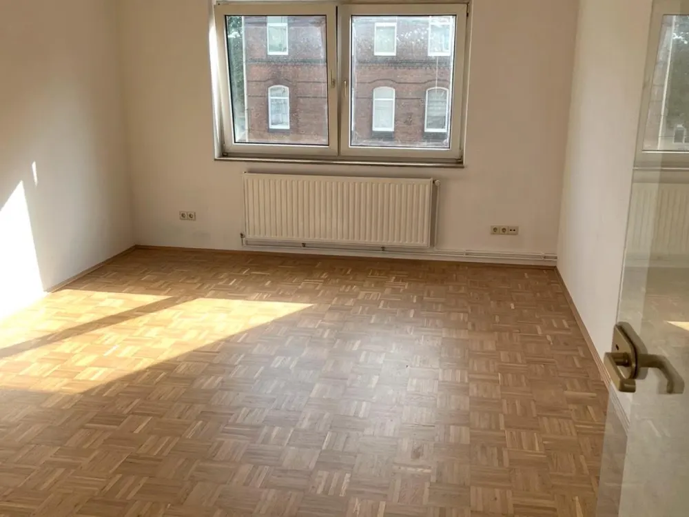 Moderne 3 Zimmer Wohnung Nahe Stadt in Hainholz