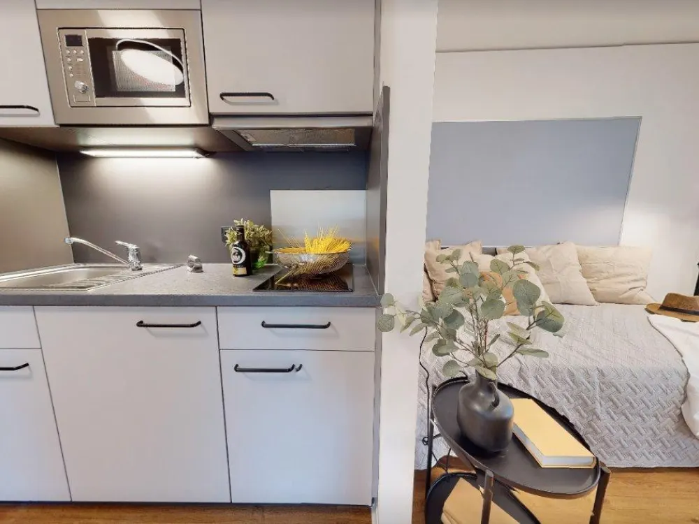 1-Zimmer Studio Apartment | Near Uni | Balcony & Gym
