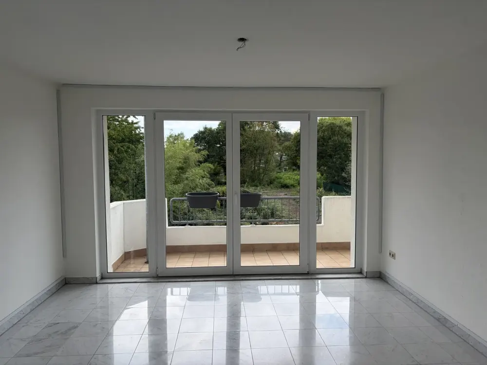 Helle 3-Zimmer-Wohnung mit großem Balkon in Schlebusch