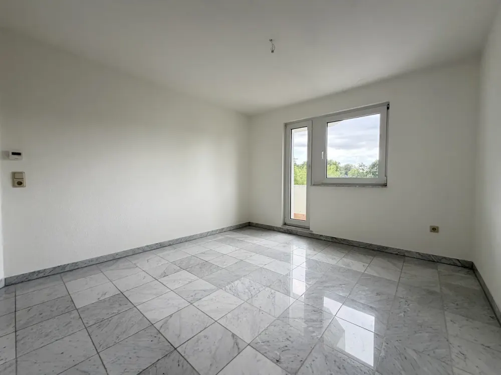 Helle 3-Zimmer-Wohnung mit großem Balkon in Schlebusch