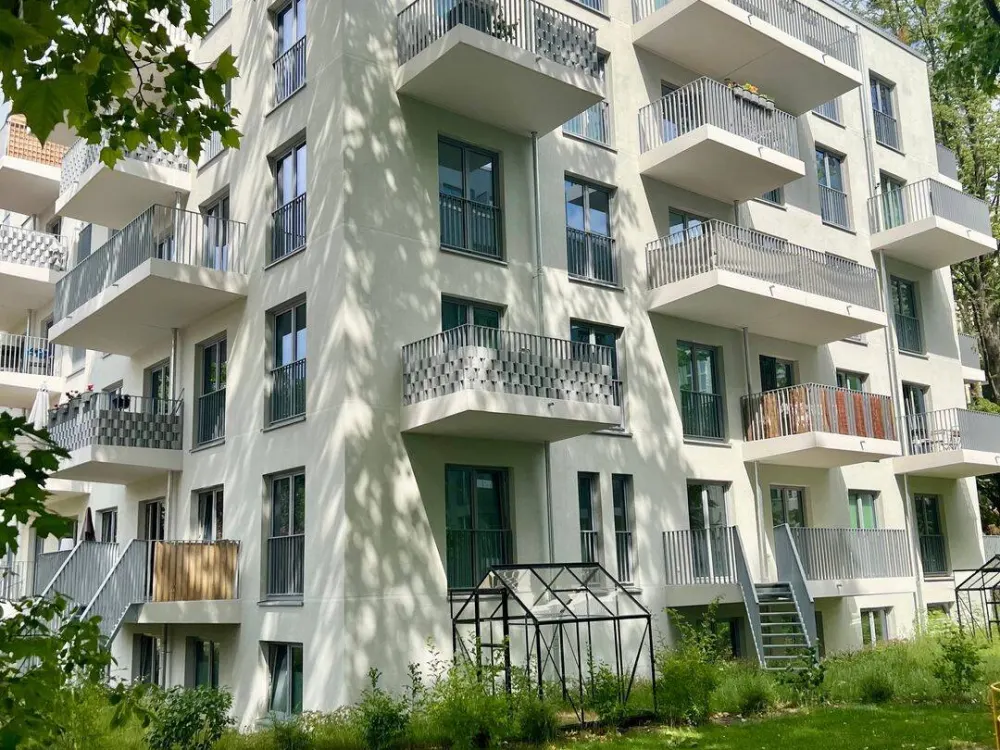 4 Zimmer mit großer Terrasse