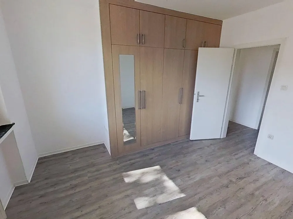 Modern 3-Room Apartment with LOGGIA and Daylight Bathroom