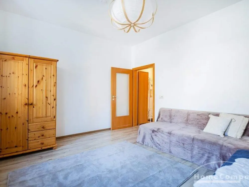 27301 HomeCompany Dresden Möbliert/Furnished 2-Zimmer Apartment WG-Geeignet in Dresden-Pieschen max. 4 Personen