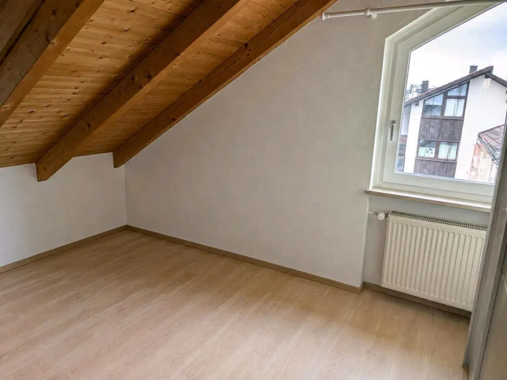 Großzügige 2-Zimmer Dachgeschosswohnung -62m2 in Germering