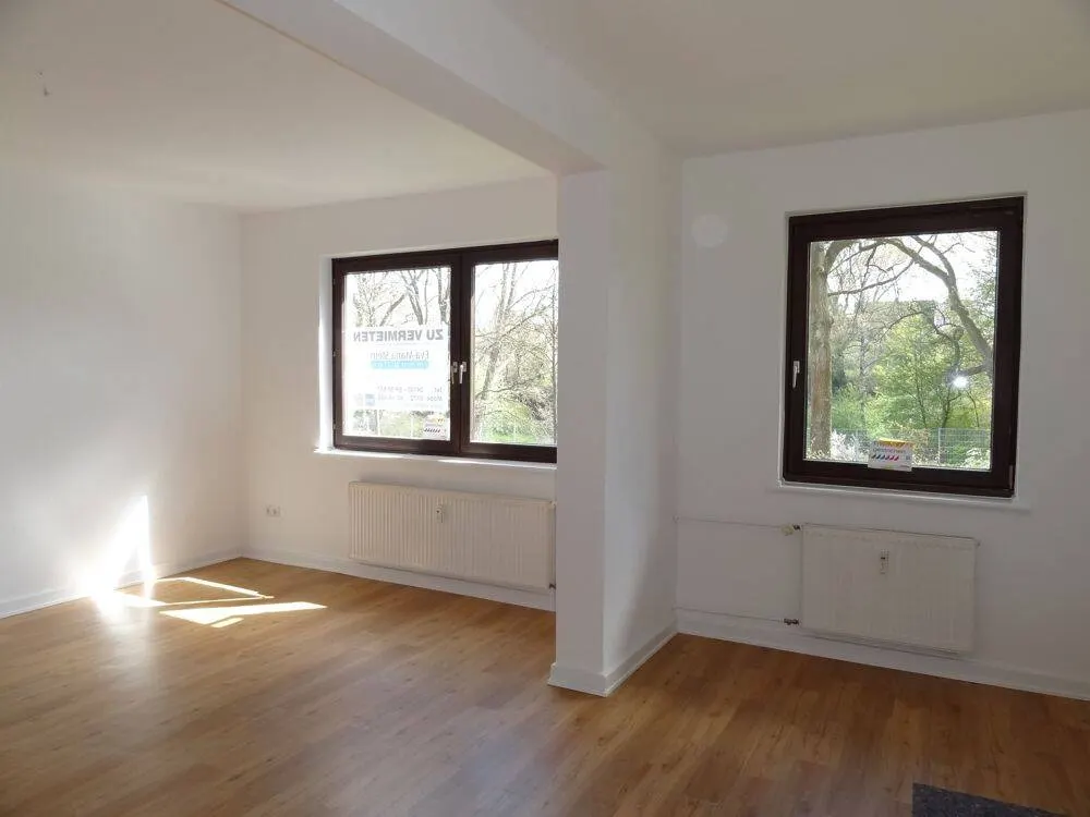 2 Zimmer Erdgeschosswohnung mit Terrasse - zwischen Asklepios und TUHH