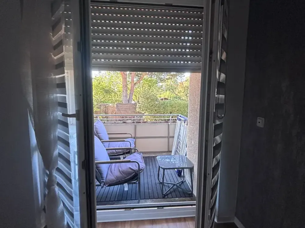 Zuhause mit zwei Zimmern in Düsseldorf Unterrath