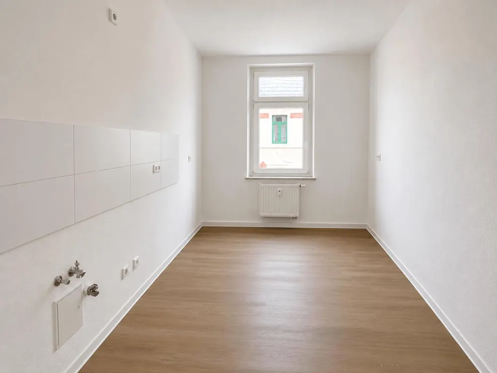 Markkleeberg 3-Zimmer-Wohnung - lichtdurchflutet, neu saniert, Badewanne