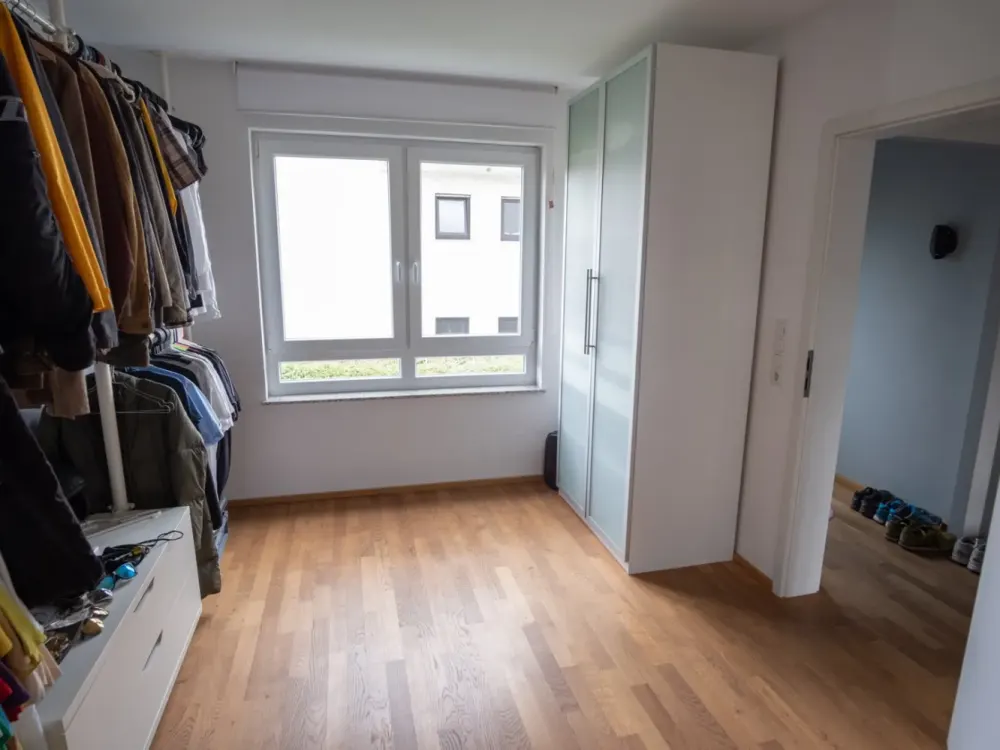 Moderne 4-Zimmer-Wohnung Fußbodenheizung Küche