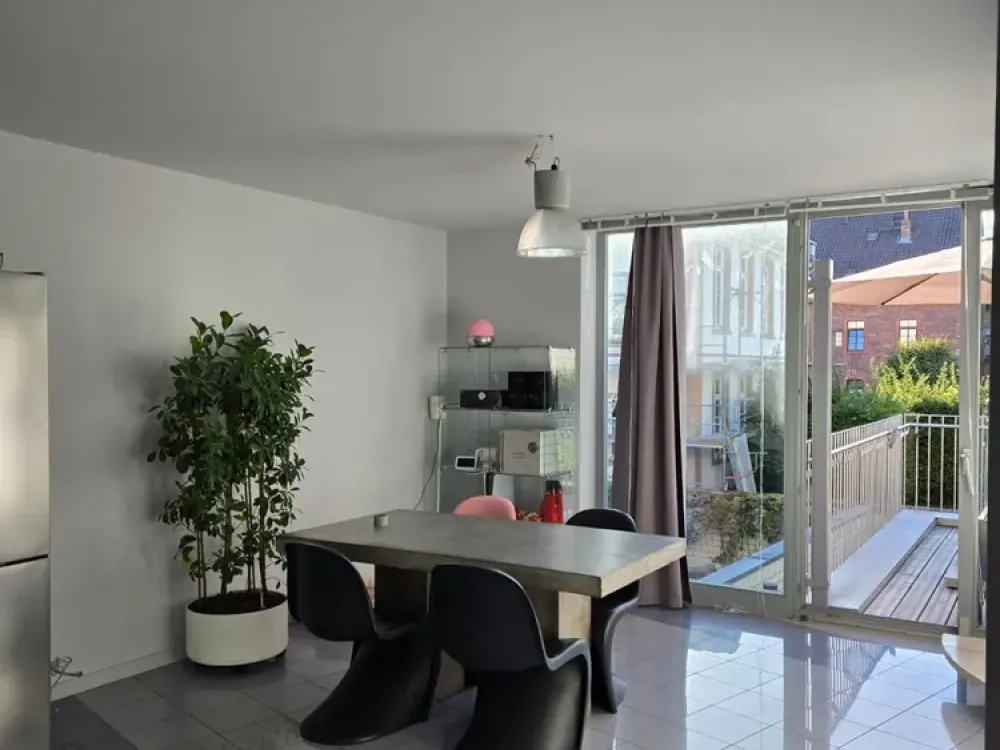 Einmalige Maisonette Wohnung in Architektenhaus nähe Main und Schloss