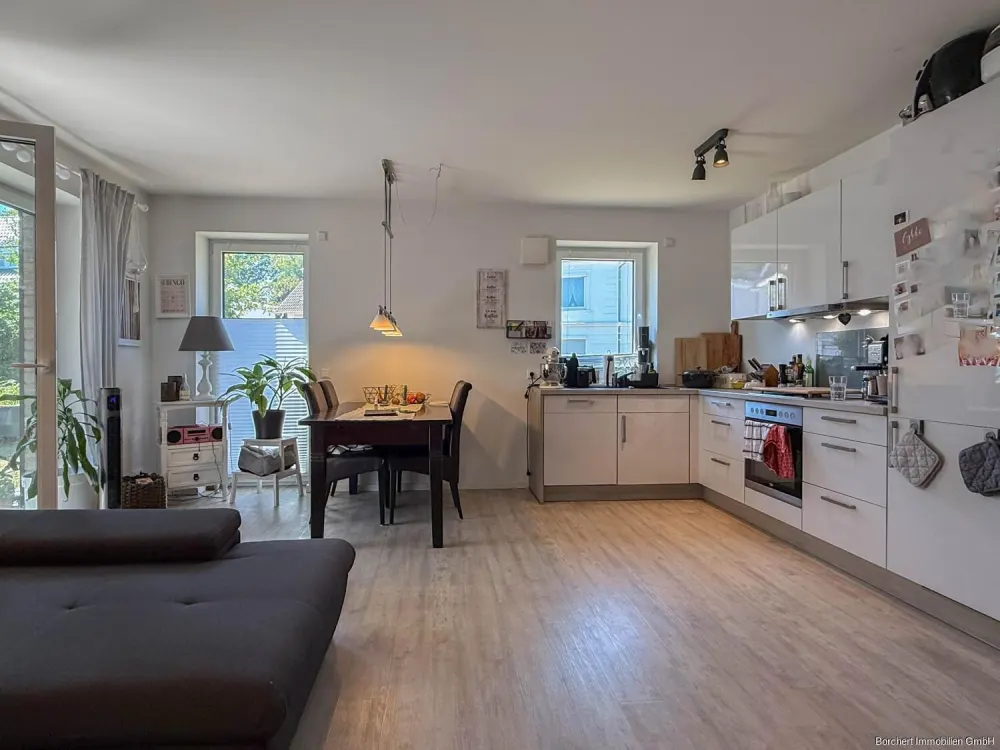 Moorrege - Erdgeschosswohnung mit Terrasse und 3 Zimmern