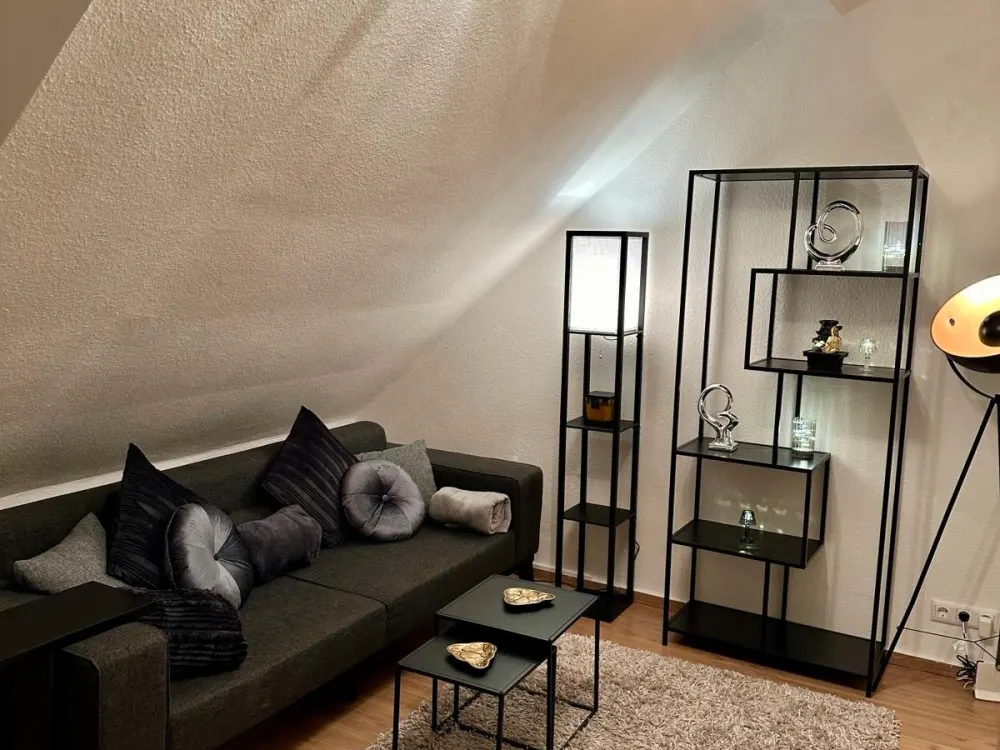 Stylish 2-Room Apartment in Köln-Junkersdorf