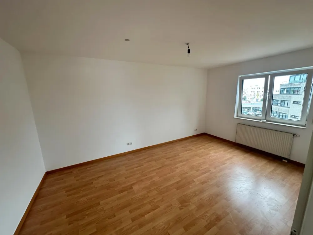 Helle 2-Zimmer Wohnung mit Balkon, EBK und Stellplatz