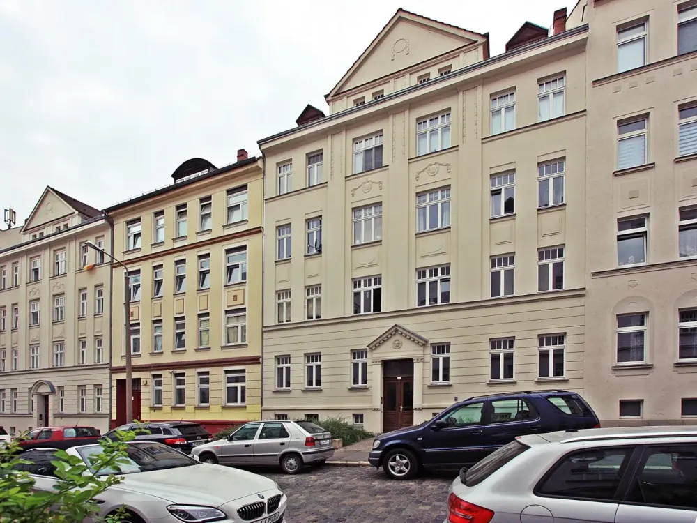 Schöne 3-Zimmer-Wohnung mit Terrasse, Parkett & Gartenmitbenutzung in Leipzig-Möckern