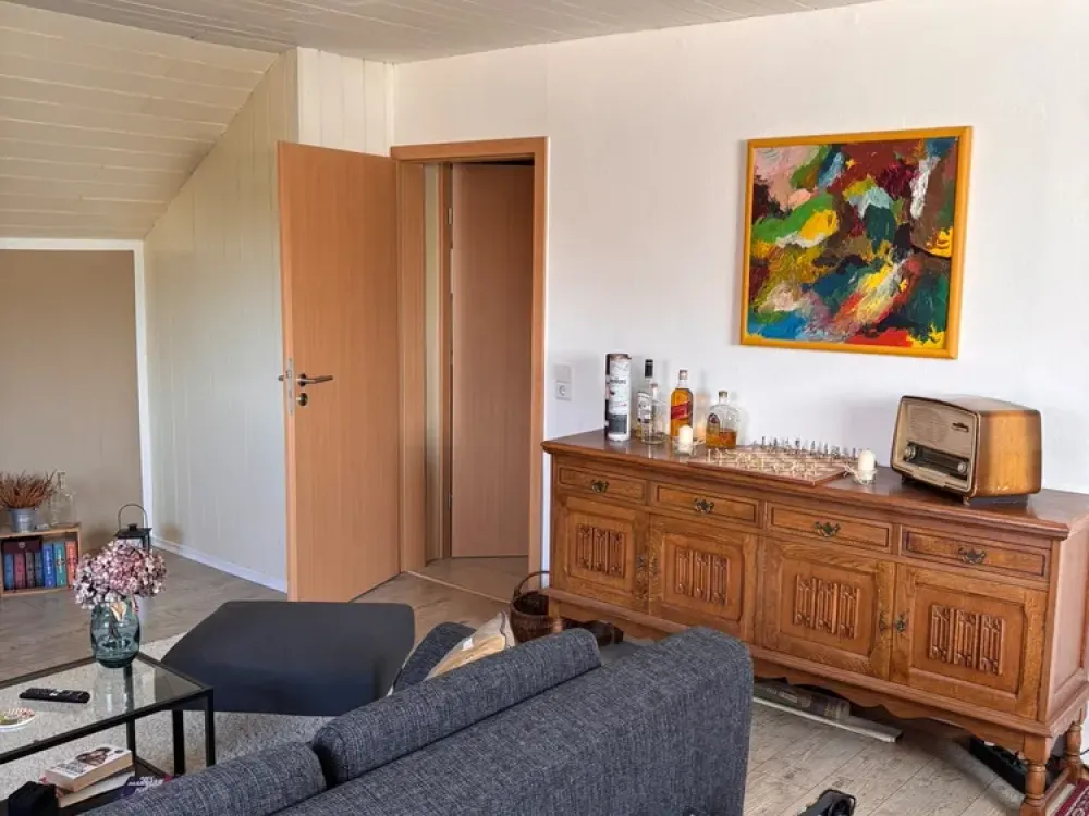 Dachgeschoss Wohnung mit 2 Zimmern in Wörth am Rhein
