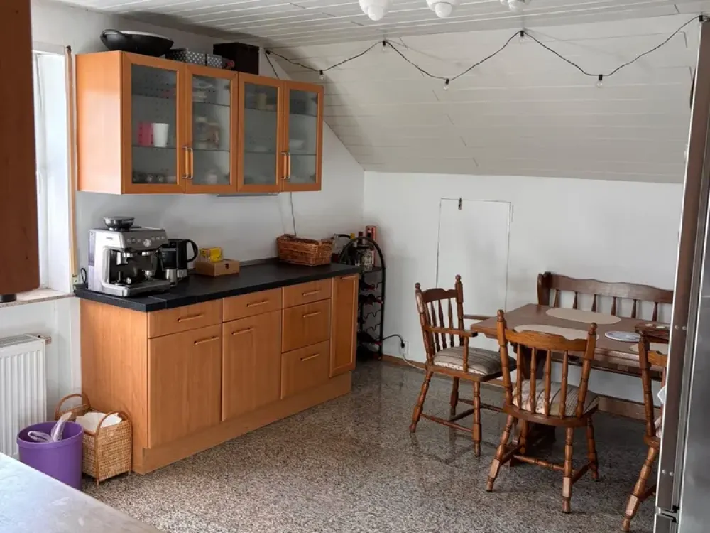 Dachgeschoss Wohnung mit 2 Zimmern in Wörth am Rhein