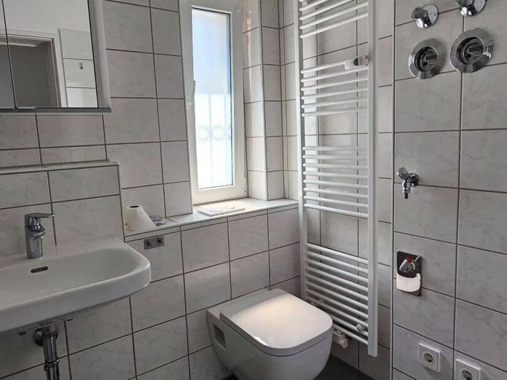 Zentral wohnen in Heddernheim: 3-Zimmer-Wohnung mit funktionalem Schnitt im Erdgeschoss
