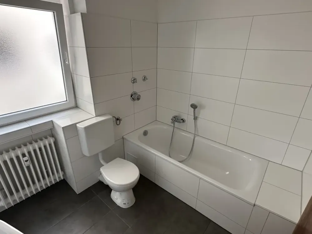 Kronberg 8072644 - Frisch sanierte 2-Zimmerwohnung mit Balkon im grünen Kronberg- Oberhöchsta