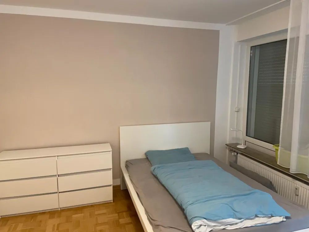 Schöne Einzimmerwohnung mit Terasse (ab 01.10.2026)