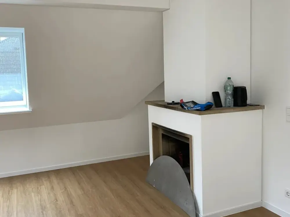 Erstbezug nach Sanierung: Leben im Dachgeschoss einer Jugendstilvilla in Hamburg Othmarschen
