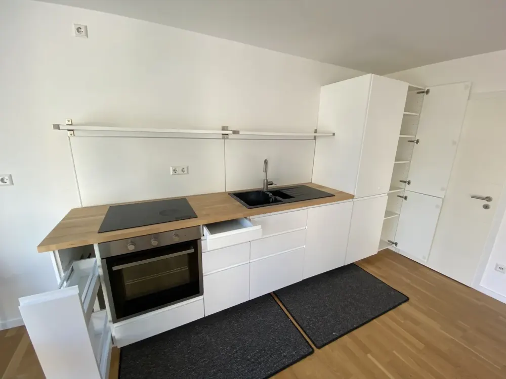 1-Zimmer Penthouse Wohnung mit riesiger Terrasse