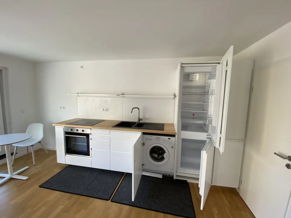 1-Zimmer Penthouse Wohnung mit riesiger Terrasse