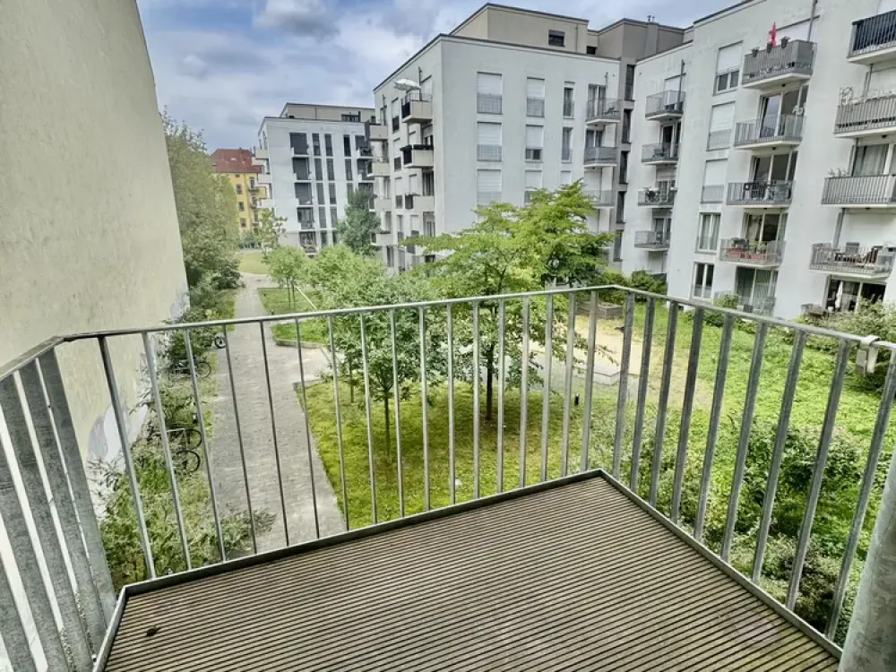 Kompakt, komfortabel, besonders, möbliertes Apartment mit Balkon in Schöneweide!