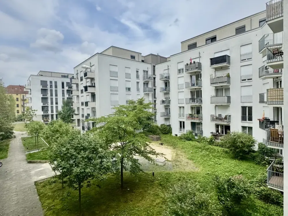 Kompakt, komfortabel, besonders, möbliertes Apartment mit Balkon in Schöneweide!