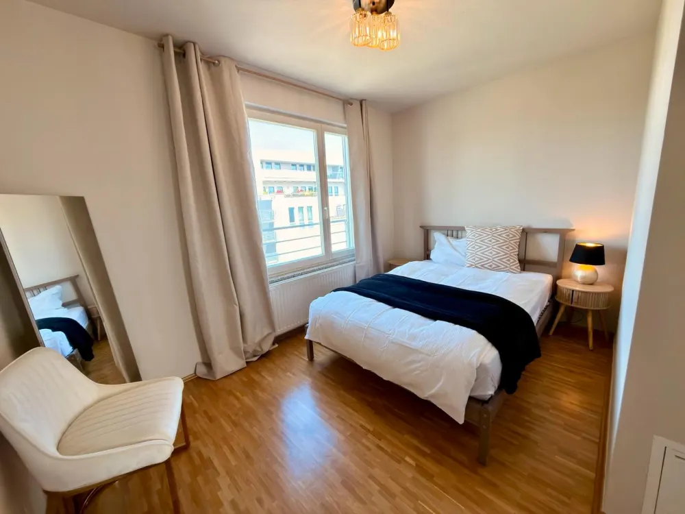 Möblierte 2-Zimmer-Wohnung mit Balkon | 3 bis 6 Monate