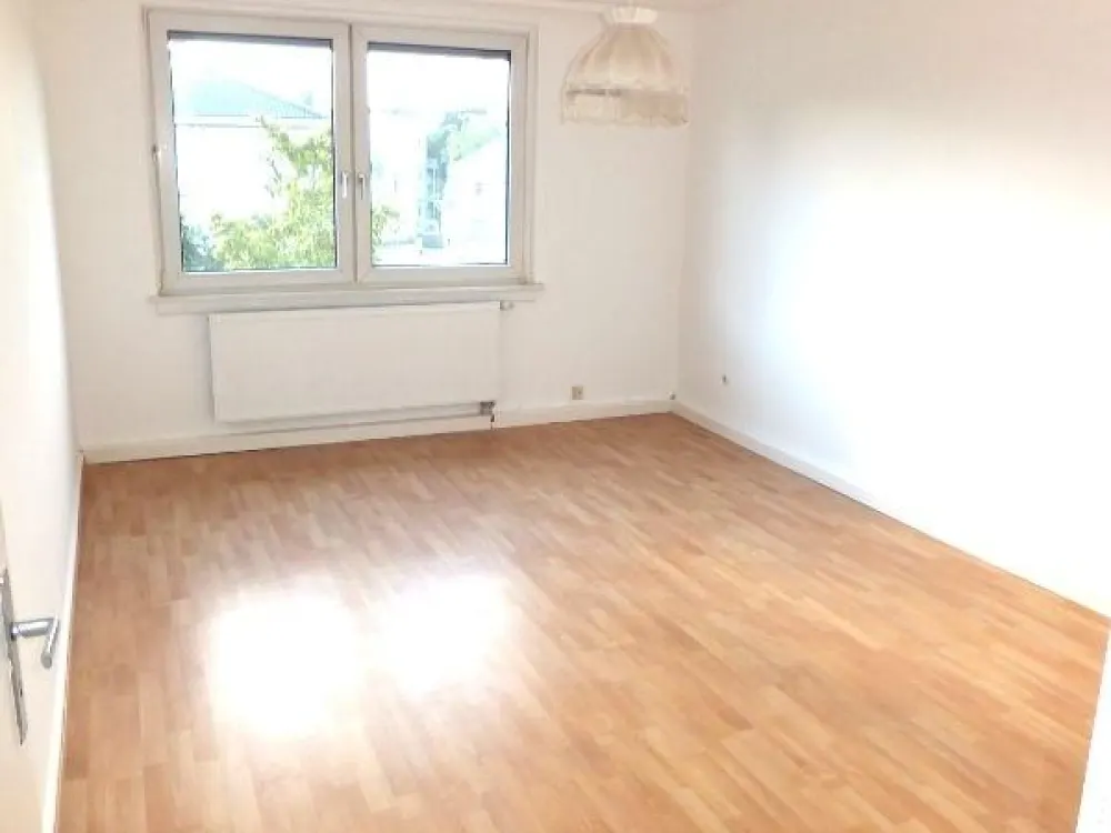 Helle, freundliche 2-Zimmer-Wohnung // Nähe Westend