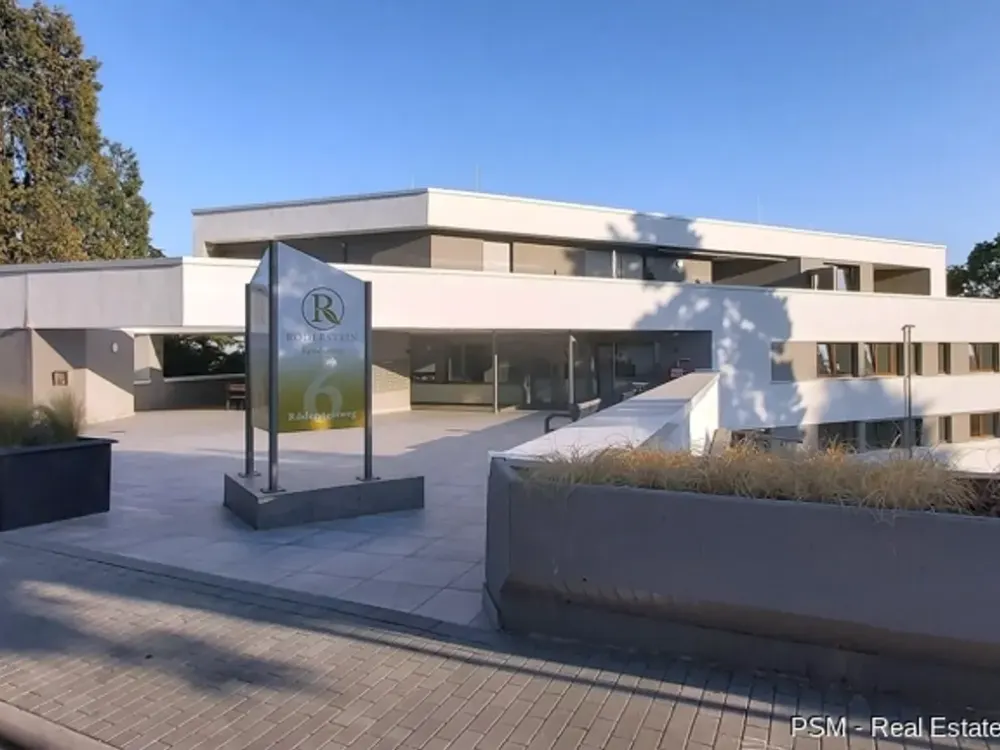 Exklusive 2-Zimmer-Wohnung mit Terrasse, Garten und EBK in Bestlage von Hofheim (Seniorenresidenz)