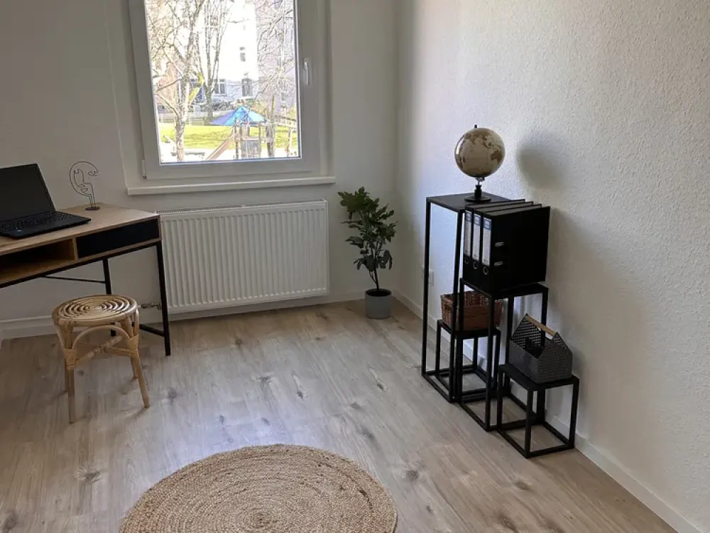 Attraktive 3,5-Zimmer-Wohnung mit Balkon in Bochum, auch WG-geeignet