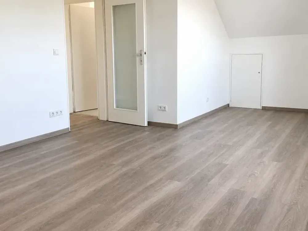 Gemütliche 2-Zimmer-Dachgeschosswohnung am Rosenberg in Hofheim-Marxheim