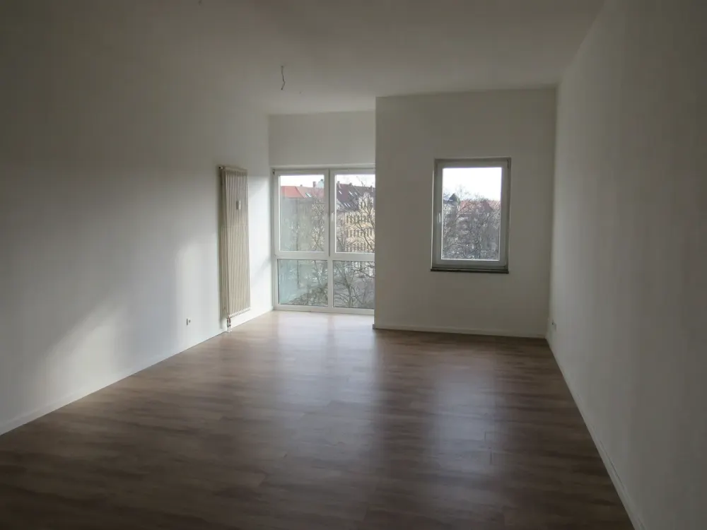 Single-Wohnung mit Wintergarten, Einbauküche und Blick ins Grüne