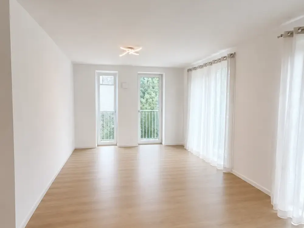 Neugraben-Fischbek: Moderne 3-Zimmer Wohnung mit Terrasse