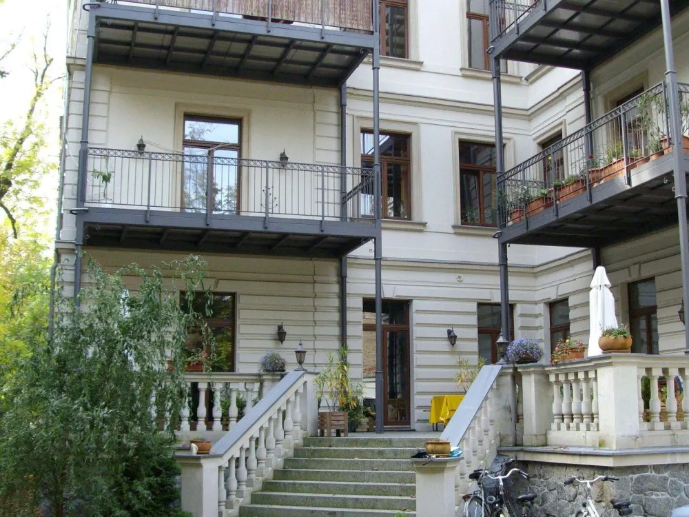 3-Raum-Wohnung in Gründerzeitvilla
