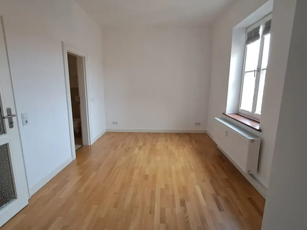 Luxurious Amenities in an Exclusive Location